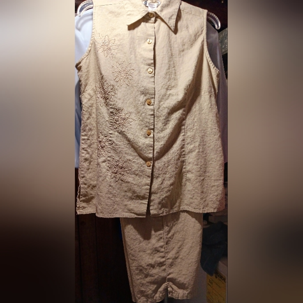 NWOT Connection 18 2pc Linen Sleeveless Button down & Crop pants Sz L juniors